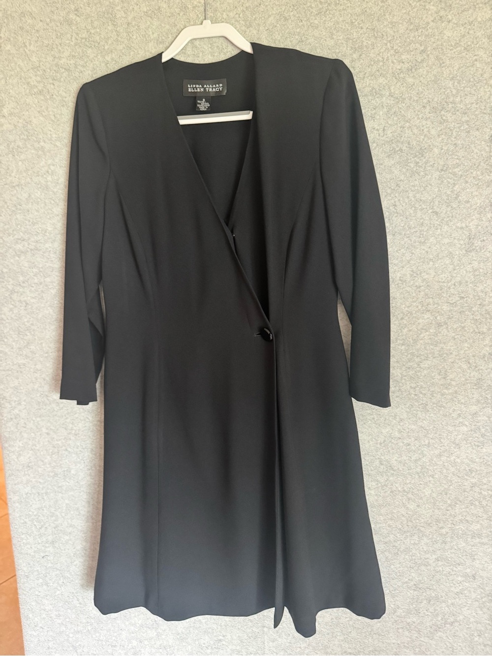 Linda Allard Ellen Tracy Black Long Sleeve V-Neck Wrap Dress
